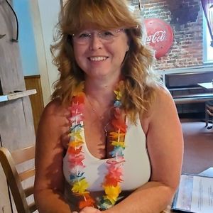 Meet your Posher, Sandy